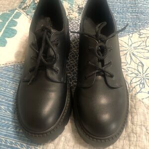 Steve Madden Chunky Lace Up Loafers
